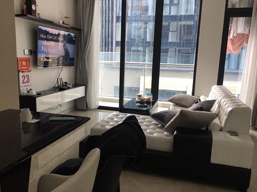 vinhomes golden river apartment for rent in district 1 hcmc D102993 (11)